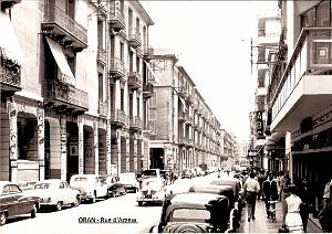 Oran - Rue d' Arzew - Cinema Regent a droite